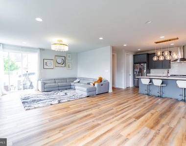 41914 Spring Air Drive - Photo Thumbnail 18
