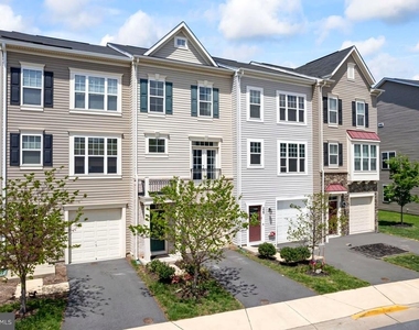 231 Miles Hawk Terrace - Photo Thumbnail 34
