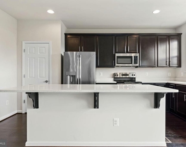 231 Miles Hawk Terrace - Photo Thumbnail 11