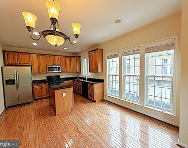 13512 Stargazer Terrace - Photo Thumbnail 24