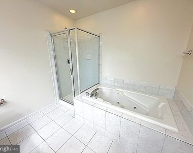 13512 Stargazer Terrace - Photo Thumbnail 40