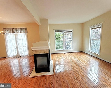 13512 Stargazer Terrace - Photo Thumbnail 11