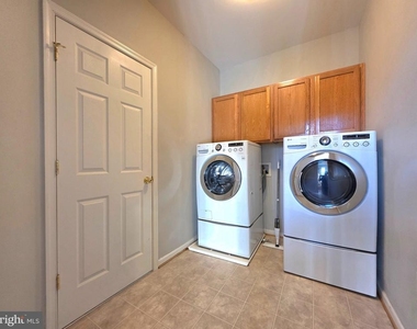 8346 Middle Ruddings Drive - Photo Thumbnail 13
