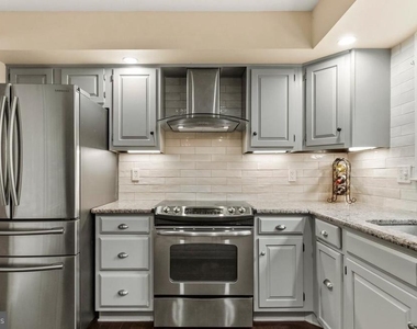 5459 Cheshire Meadows Way - Photo Thumbnail 3