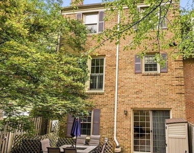 5459 Cheshire Meadows Way - Photo Thumbnail 15