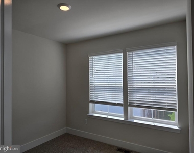 110 Sioux Loop - Photo Thumbnail 25