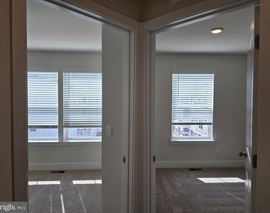 110 Sioux Loop - Photo Thumbnail 23