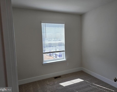 110 Sioux Loop - Photo Thumbnail 24