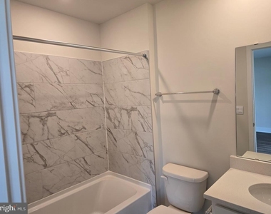110 Sioux Loop - Photo Thumbnail 15