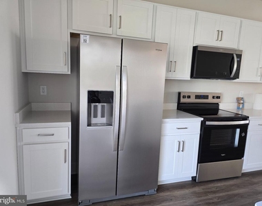 110 Sioux Loop - Photo Thumbnail 13