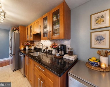4600 Duke Street - Photo Thumbnail 4