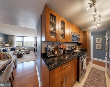 4600 Duke Street - Photo Thumbnail 3