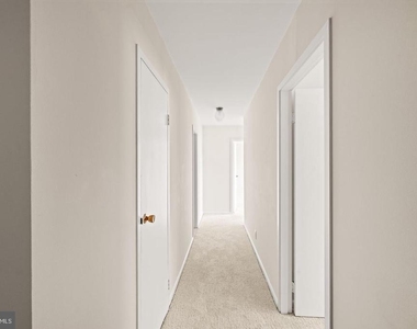 301 N Beauregard Street - Photo Thumbnail 24