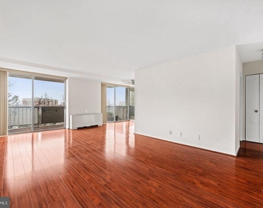 301 N Beauregard Street - Photo Thumbnail 10
