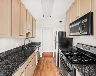 301 N Beauregard Street - Photo Thumbnail 17