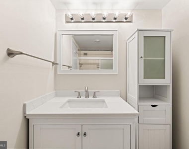 301 N Beauregard Street - Photo Thumbnail 33