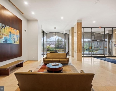 301 N Beauregard Street - Photo Thumbnail 3