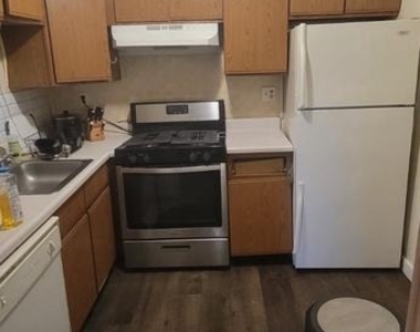 8800 Cottage Street - Photo Thumbnail 5