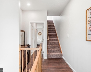 1939 Watkins Street - Photo Thumbnail 11