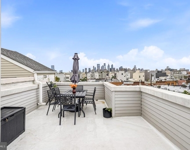 1939 Watkins Street - Photo Thumbnail 22