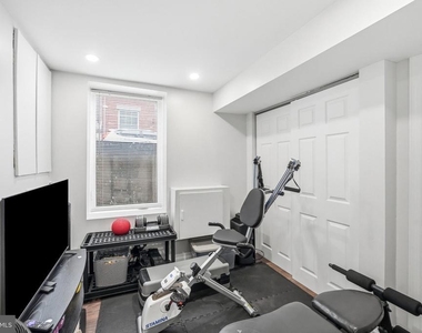 1939 Watkins Street - Photo Thumbnail 19