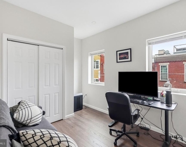 1939 Watkins Street - Photo Thumbnail 7