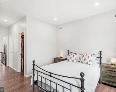 1939 Watkins Street - Photo Thumbnail 15