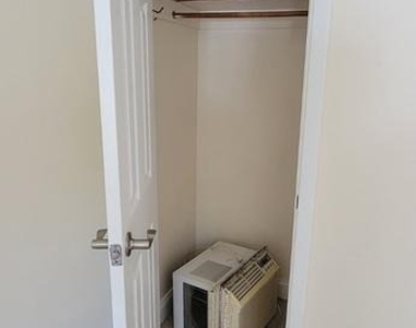 717 Sanford Street - Photo Thumbnail 9