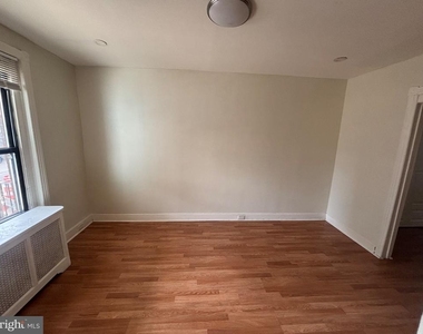 725 Cornwall Street E - Photo Thumbnail 1