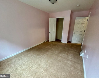 3657 N Hereford - Photo Thumbnail 20