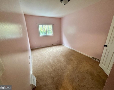 3657 N Hereford - Photo Thumbnail 19