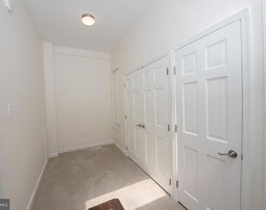 531 S 17th Street - Photo Thumbnail 18