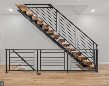 2655 Wilder Street - Photo Thumbnail 3