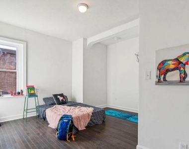2814 W Oxford Street - Photo Thumbnail 12
