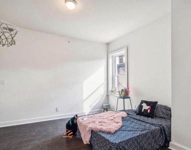 2814 W Oxford Street - Photo Thumbnail 11
