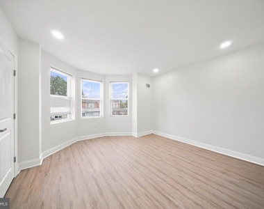 5104 Warrington Avenue - Photo Thumbnail 13