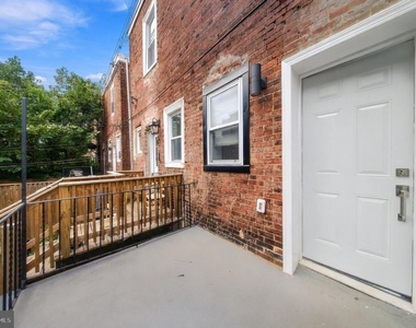 5104 Warrington Avenue - Photo Thumbnail 38