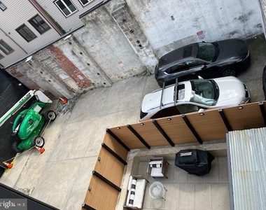 817 Lawrence St - Photo Thumbnail 11