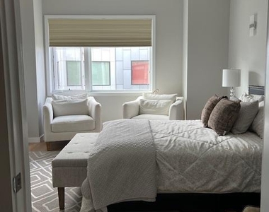 817 Lawrence St - Photo Thumbnail 21