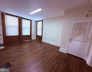 905 Swede Street - Photo Thumbnail 5