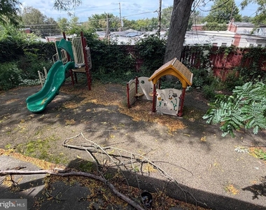 905 Swede Street - Photo Thumbnail 16
