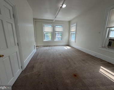 905 Swede Street - Photo Thumbnail 4