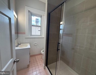 905 Swede Street - Photo Thumbnail 7