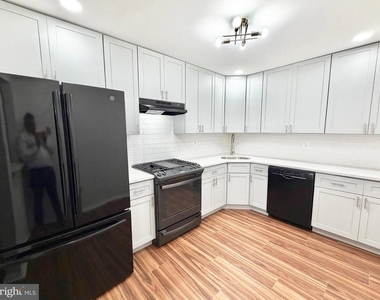 67 Cheverny Court - Photo Thumbnail 3