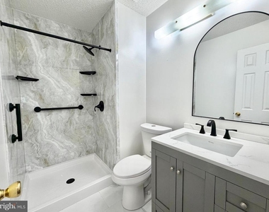 67 Cheverny Court - Photo Thumbnail 23