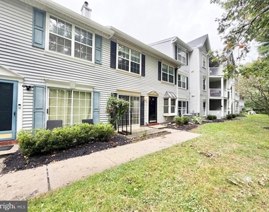 67 Cheverny Court - Photo Thumbnail 1
