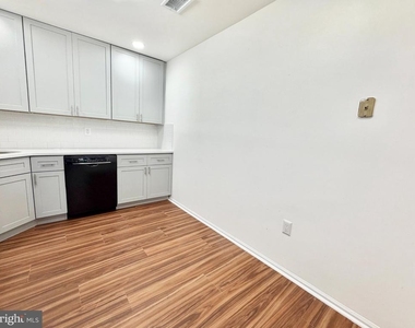 67 Cheverny Court - Photo Thumbnail 6