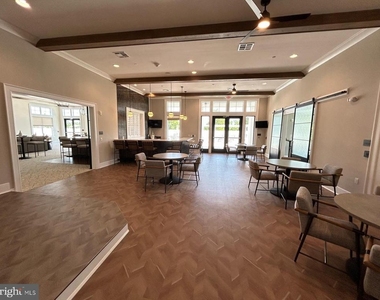 328 Cora Bergen - Photo Thumbnail 7