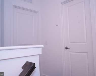 328 Cora Bergen - Photo Thumbnail 25