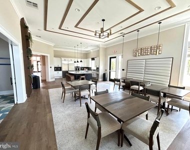 328 Cora Bergen - Photo Thumbnail 6